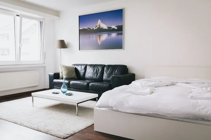 Charming Studio 3´to Limmat River with POCKET WIFI