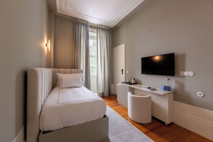 Room 41 of 57