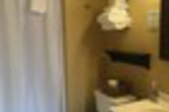 Room 137 of 279