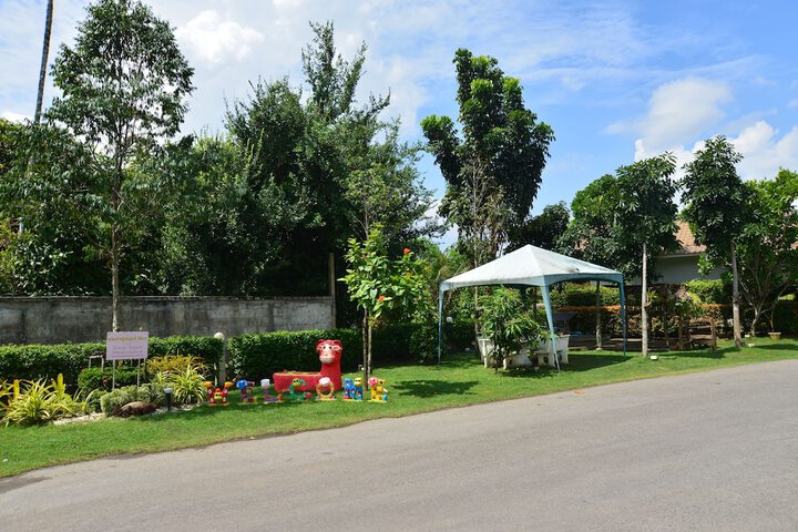 Hotel Exterior 57 of 61