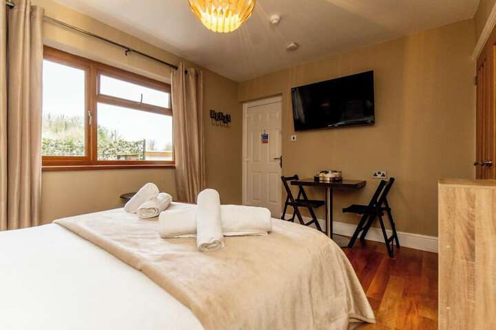 Room 42 of 73