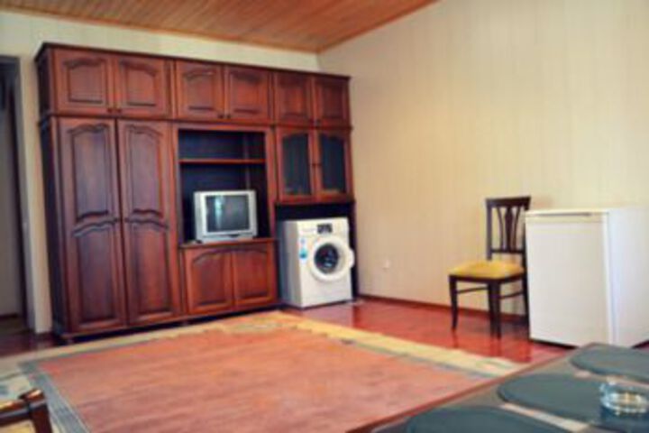 Room 34 of 43