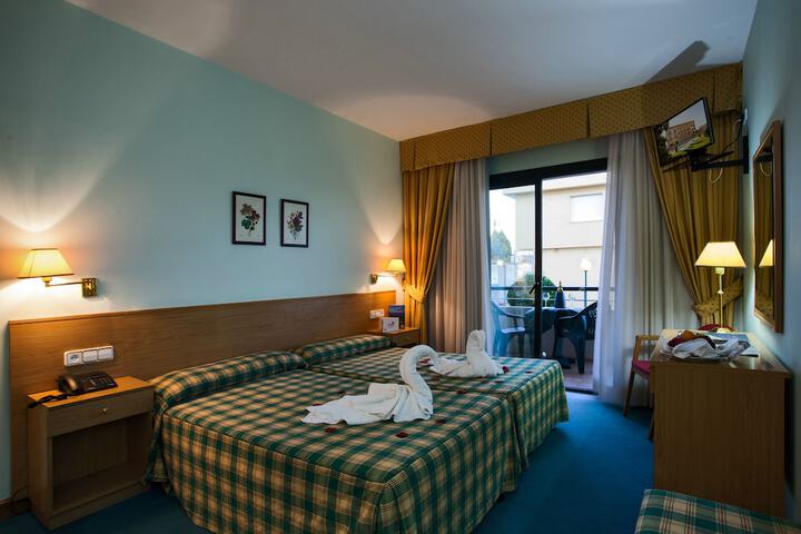 Room 7 of 56