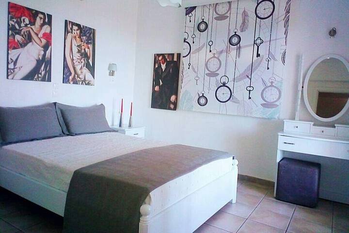 Room 12 of 86