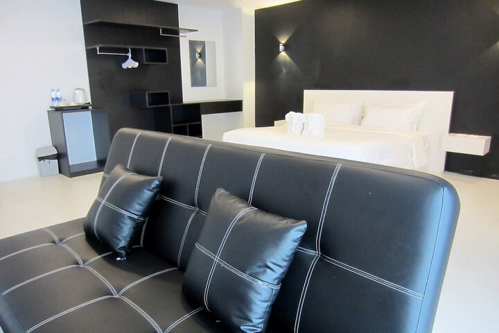 Room 44 of 63