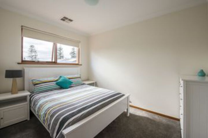 Room 8 of 20