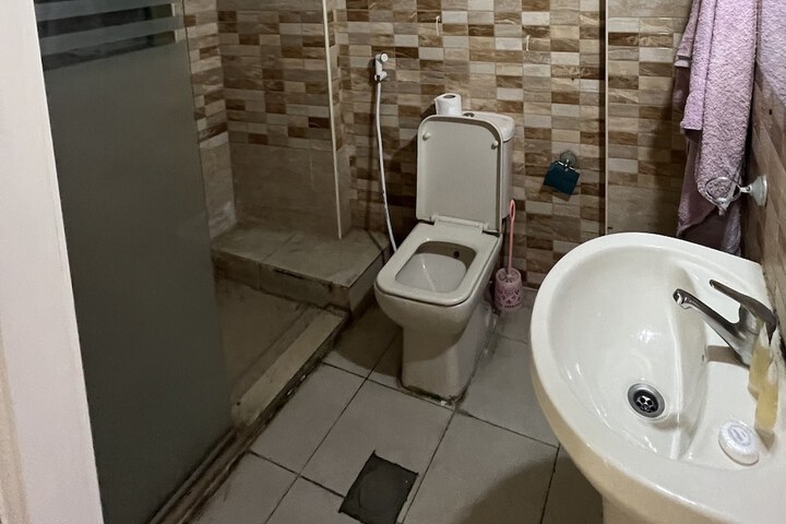 Room 19 of 27