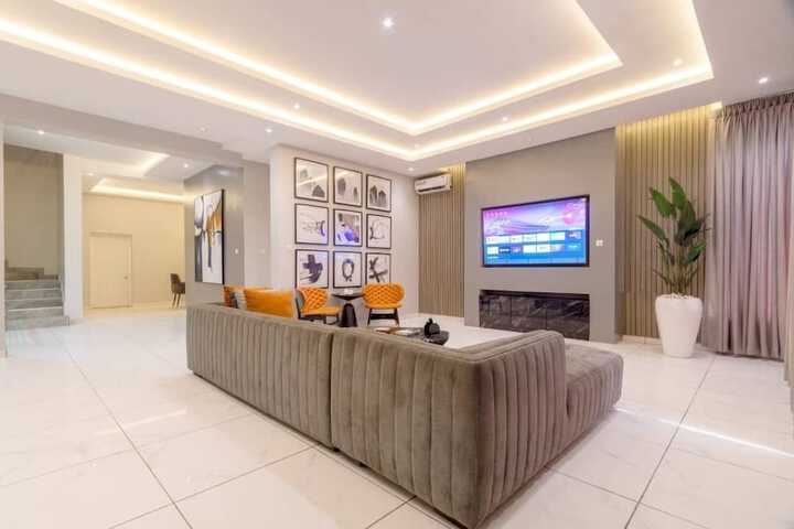 Room 20 of 31