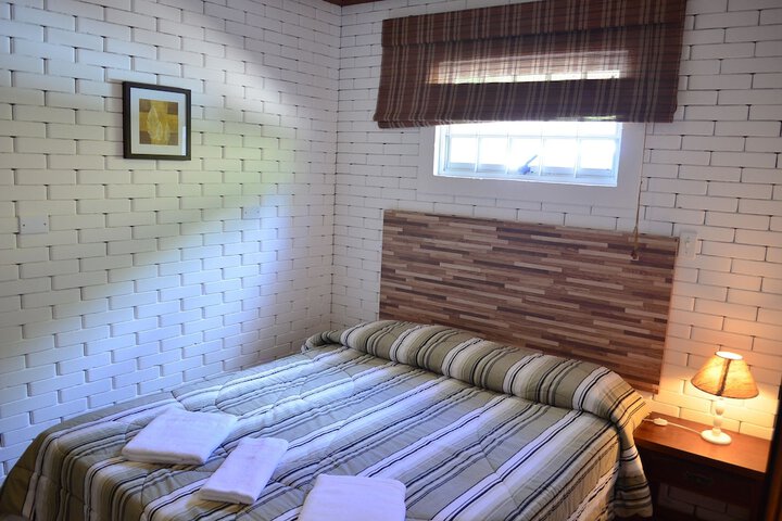 Room 9 of 68