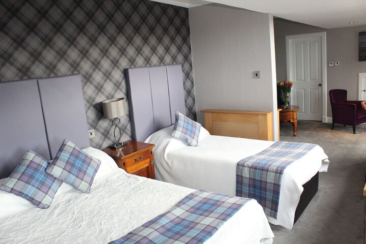 Room 15 of 40