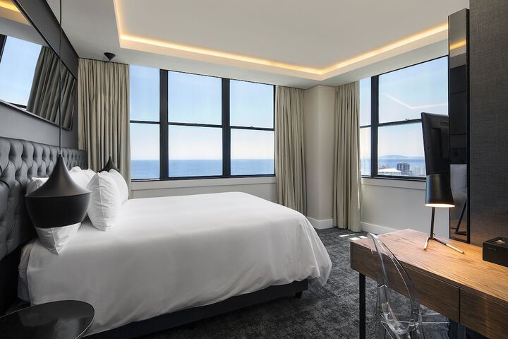 Room 16 of 51