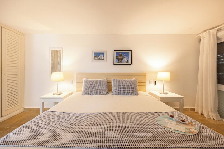 Room 27 of 55