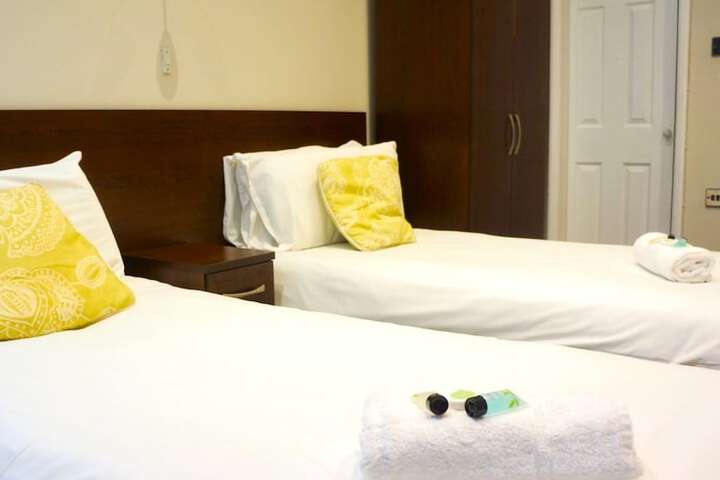 Room 46 of 162