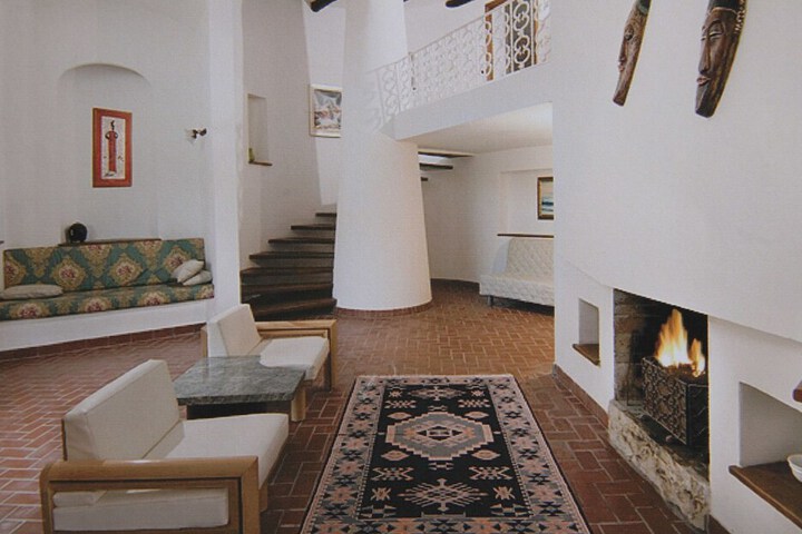 Room 10 of 37