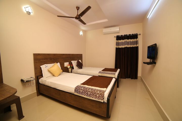 Room 15 of 24