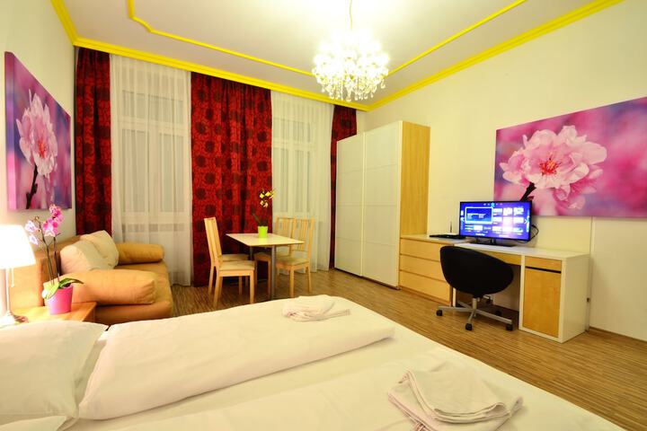 Room 30 of 71