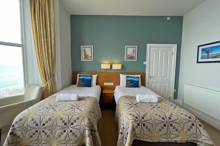 Room 34 of 113