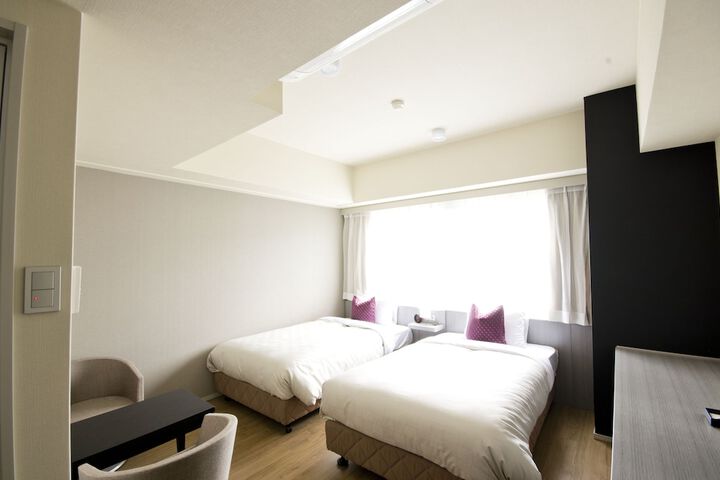 Room 21 of 84