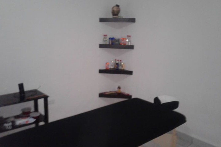 Room 2 of 18