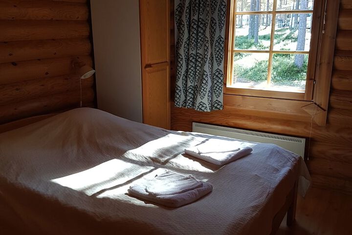 Room 5 of 42