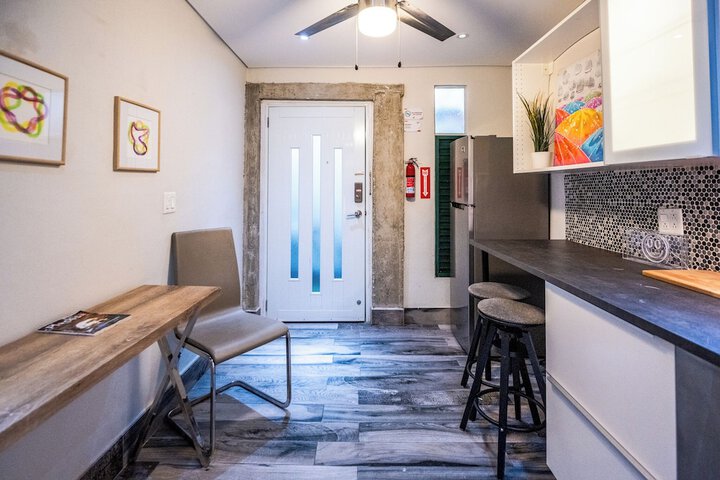 Room 28 of 42