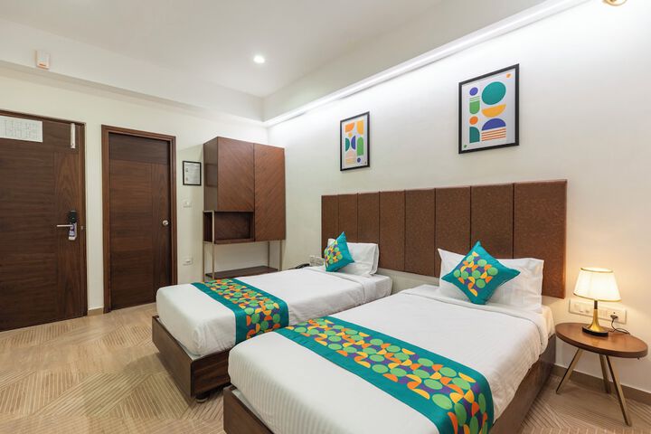 Room 8 of 44