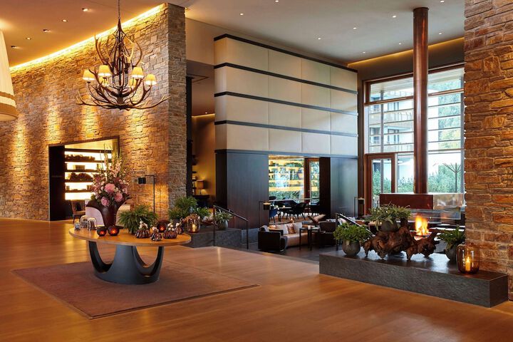Guest Lobby