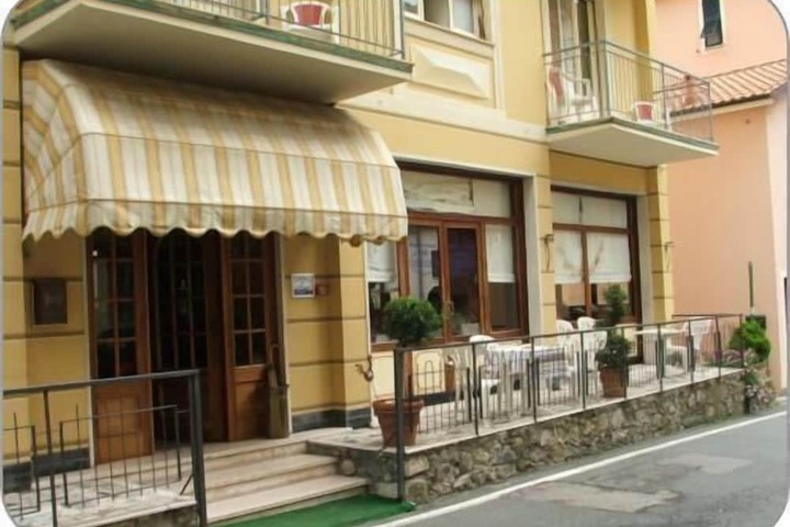 Albergo NENA in Moneglia