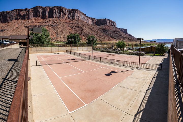 Sport court