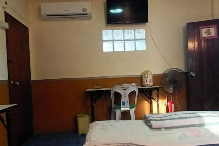 Room 36 of 104
