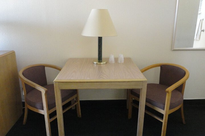 Room 11 of 26