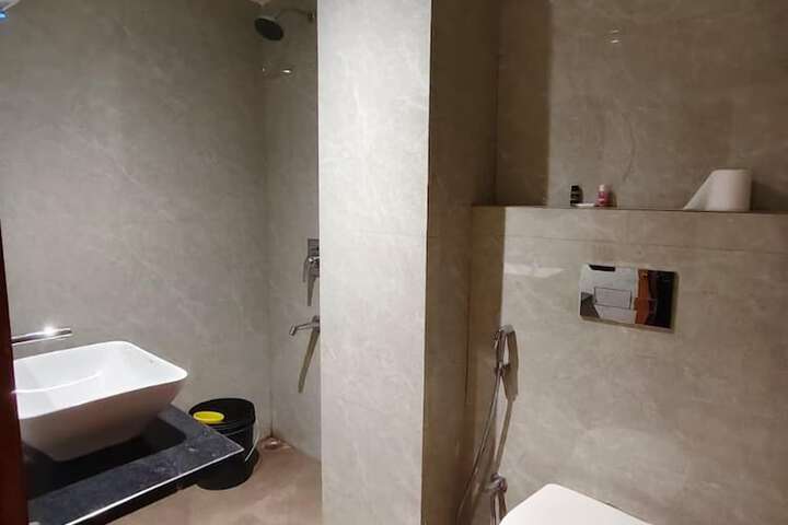 Room 64 of 88
