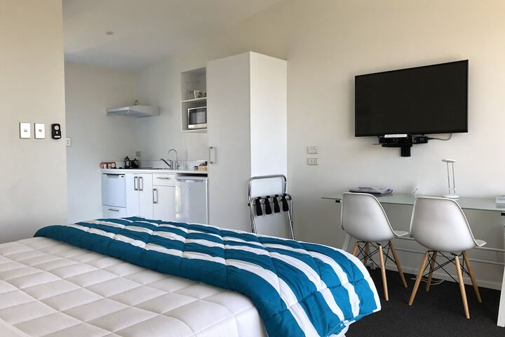 Room 12 of 48