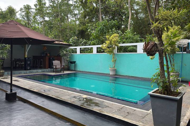 Eros Hotels Green house in Unawatuna