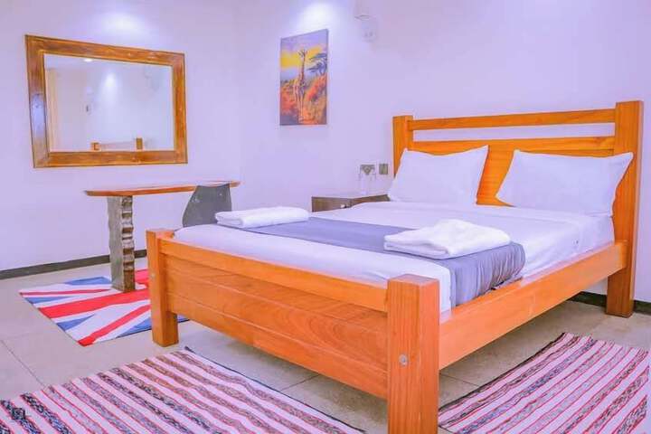 Room 2 of 21