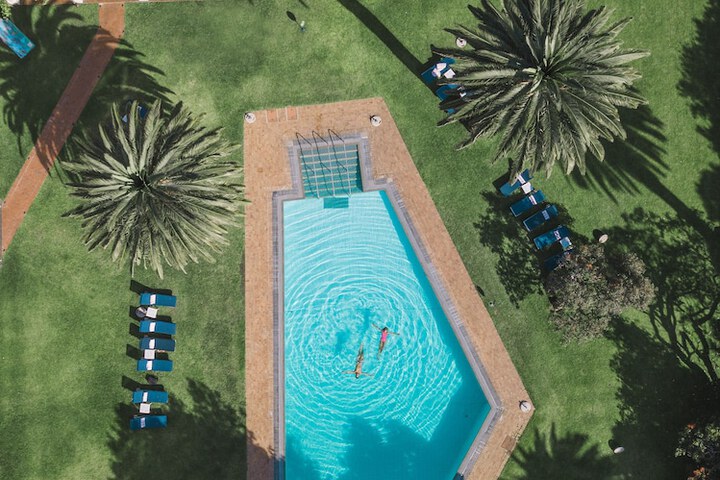 Pool 121 of 183