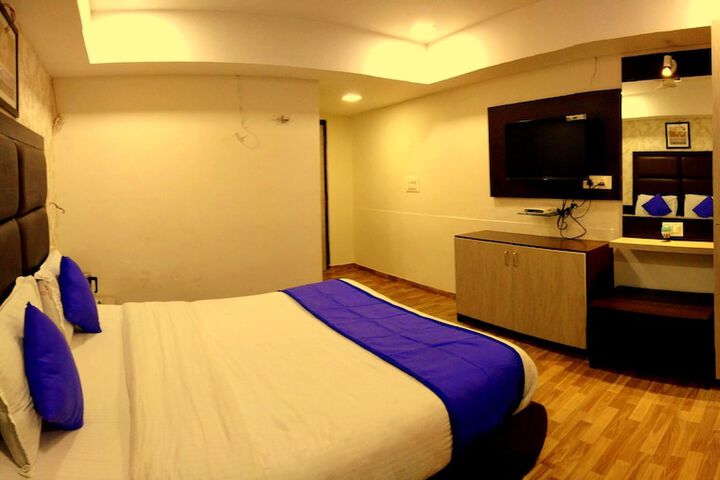 Room 19 of 28