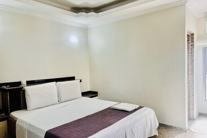Room 18 of 40