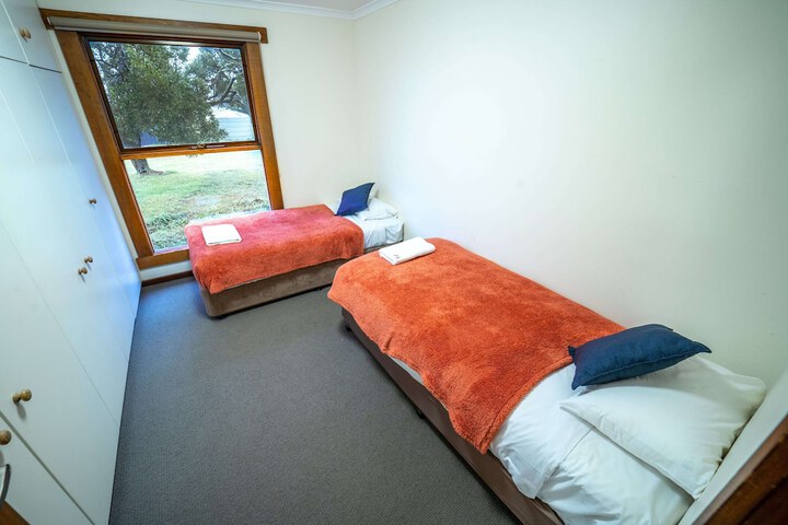 Room 15 of 36