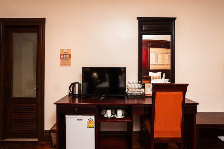Room 53 of 156
