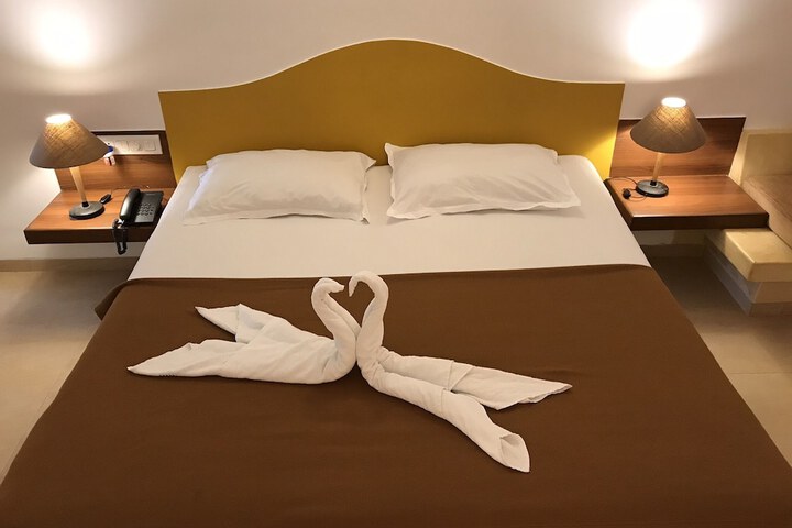 Room 6 of 31