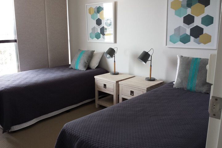 Room 2 of 63