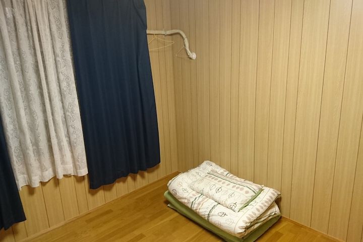Room 9 of 65