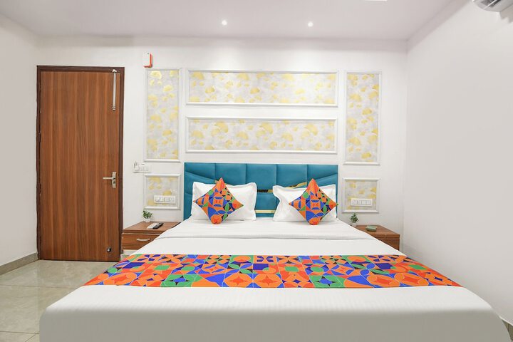Room 21 of 32