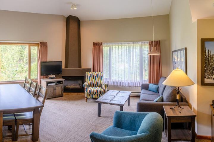 Room 170 of 266