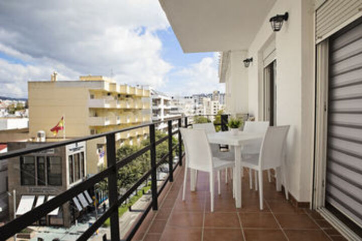 Terrace/Patio 2 of 47