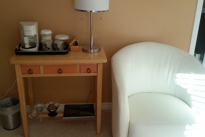 Room 4 of 35