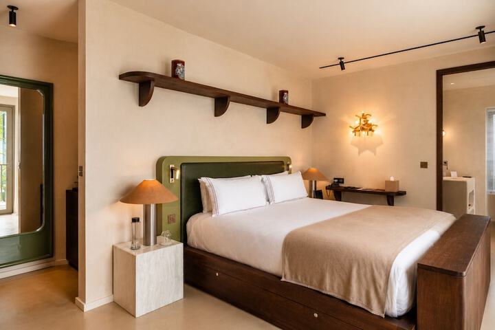 Room 21 of 50