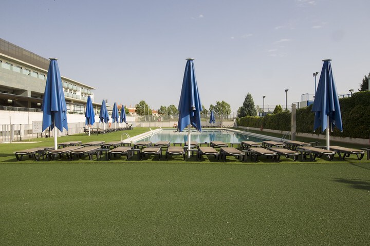 Hotel with Pool