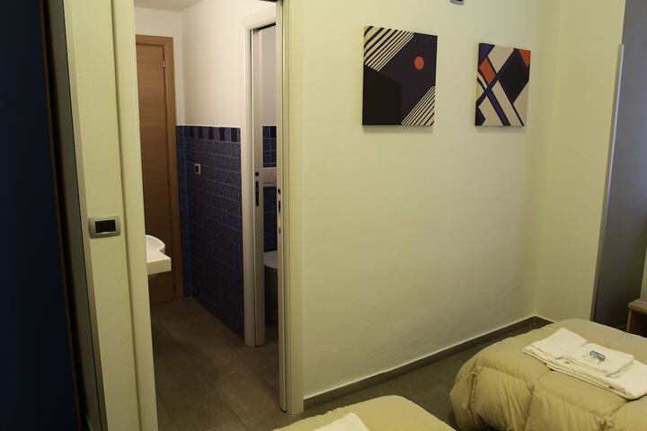Room 56 of 87